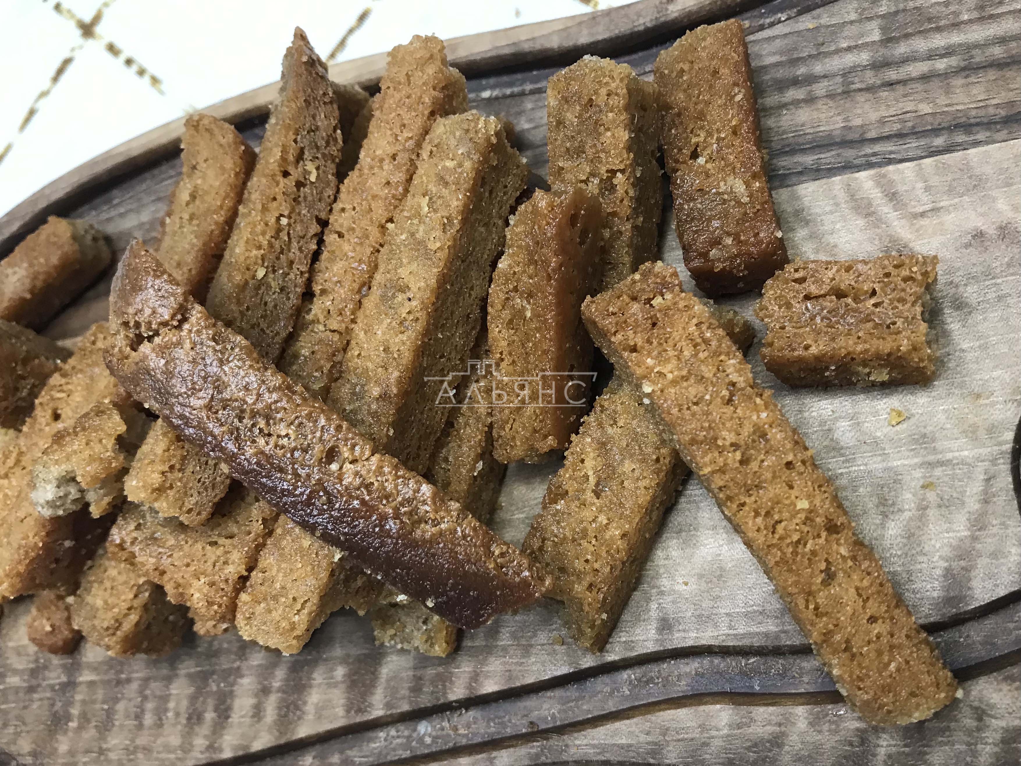 Деревенские гренки с чесноком в Марьино