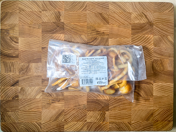 Сыр 150 гр ГОРНЫЙ СЫРОВАР (Ассорти копчёный) в Марьино