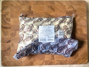 Сыр ГОРНЫЙ СЫРОВАР (Бочонок с паприкой): Сыр 1 кг ГОРНЫЙ СЫРОВАР (Бочонок с укропом и чесноком)